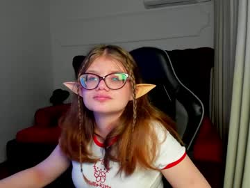 Chloehalses April 15, 2026 Chaturbate stream image