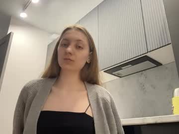 Isabelvonseeger April 15, 2026 Chaturbate stream image