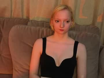 Sweet_Lynx April 15, 2026 Chaturbate stream image