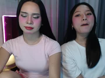 Hoelymolly April 15, 2026 Chaturbate stream image