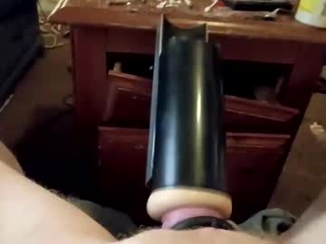 Hungfudiver April 15, 2026 Chaturbate stream image