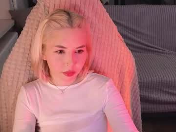 Cybersmiling April 16, 2026 Chaturbate stream image