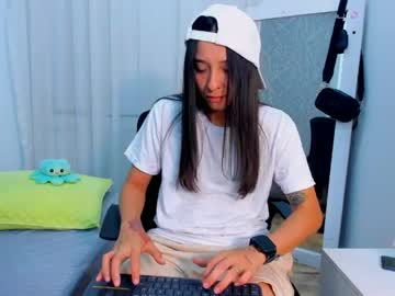 Viictoriiasaenz April 16, 2026 Chaturbate stream image