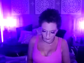 Dixieglam April 16, 2026 Chaturbate stream image