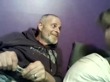 Bestredinbed April 16, 2026 Chaturbate stream image