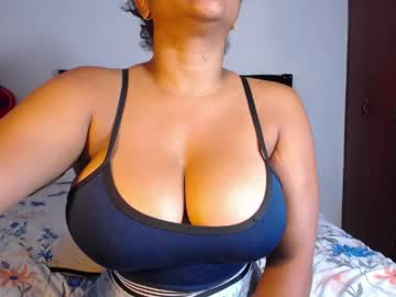 Nairovi_Cherry April 16, 2026 Chaturbate stream image