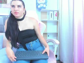 Emily9__ April 16, 2026 Chaturbate stream image