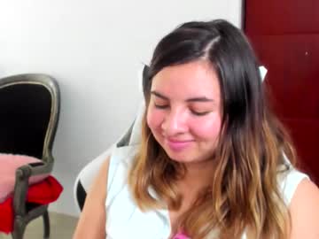 Laracat18 April 16, 2026 Chaturbate stream image