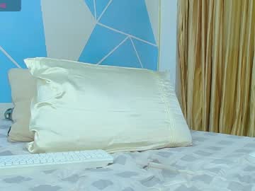 Isabellaqueens April 17, 2026 Chaturbate stream image