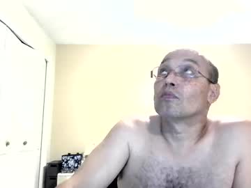 Latinoinfla April 17, 2026 Chaturbate stream image
