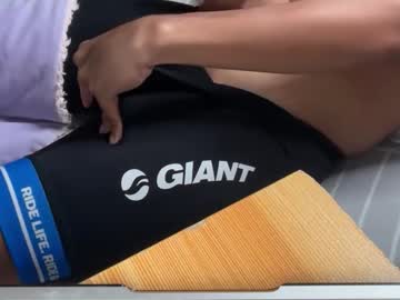 Yawa__ April 17, 2026 Chaturbate stream image