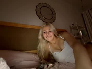 Littlelolabunnny April 17, 2026 Chaturbate stream image