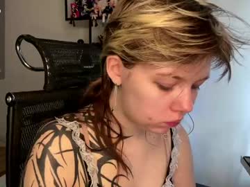 Liliandaniels April 17, 2026 Chaturbate stream image