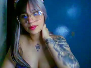 Miahotvibes April 17, 2026 Chaturbate stream image