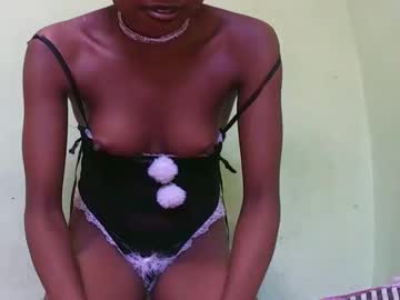 Hasleyinah April 17, 2026 Chaturbate stream image