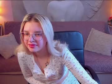Tiffanypeach April 17, 2026 Chaturbate stream image