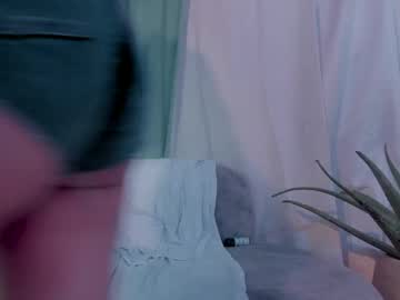 Miafoxxx5 April 17, 2026 Chaturbate stream image