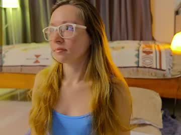 Ellcrys April 17, 2026 Chaturbate stream image