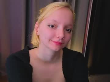 Sweet_Lynx April 17, 2026 Chaturbate stream image