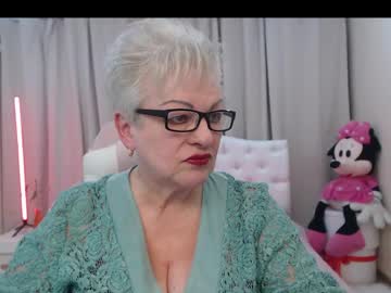 Kaylesmoll April 17, 2026 Chaturbate stream image