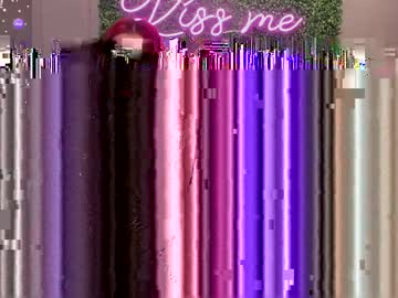Scarlettvelvett April 17, 2026 Chaturbate stream image