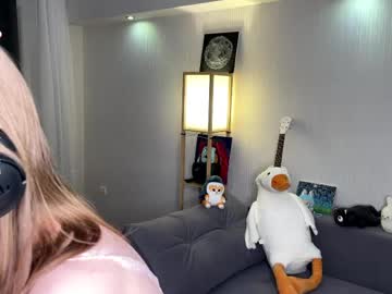 Mirakissss April 17, 2026 Chaturbate stream image