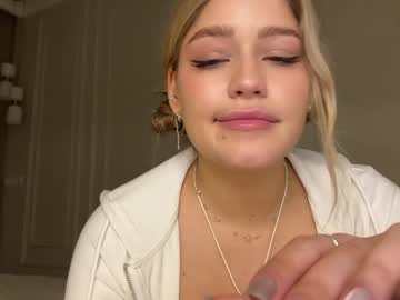 Elixiirr April 17, 2026 Chaturbate stream image