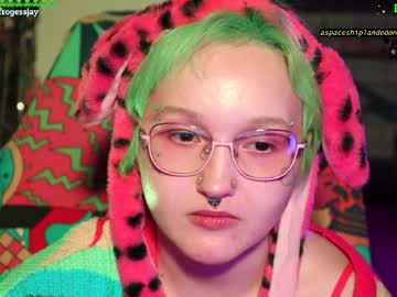 Frogessjay April 17, 2026 Chaturbate stream image