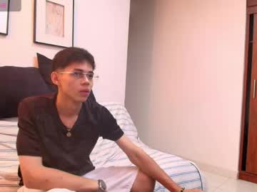 Maicol_Ruiz April 17, 2026 Chaturbate stream image