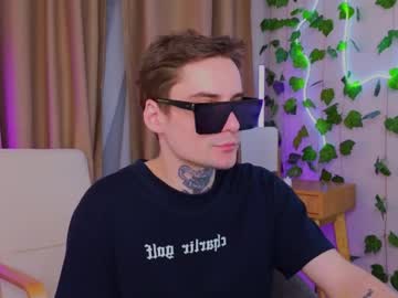 Crisp1n April 17, 2026 Chaturbate stream image