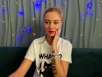 Juliastar41 April 18, 2026 Chaturbate stream image