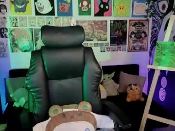 Yuhwa April 18, 2026 Chaturbate stream image