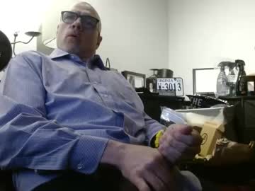 Glaikind925958 April 18, 2026 Chaturbate stream image