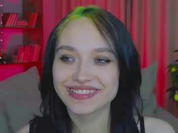 Darcyblackwood April 18, 2026 Chaturbate stream image