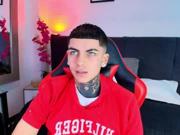 Adamswalkerr_ April 18, 2026 Chaturbate stream image