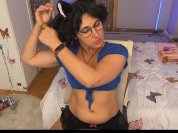 Ingridhotty April 18, 2026 Chaturbate stream image