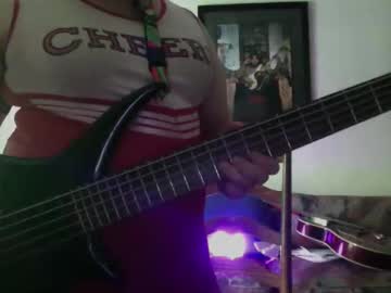 Krystalkush420 April 18, 2026 Chaturbate stream image