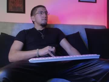 Aresmassimox April 18, 2026 Chaturbate stream image