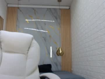Lau_Milk April 18, 2026 Chaturbate stream image