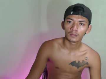 Carloshadow0 April 18, 2026 Chaturbate stream image