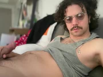 Tyleruzi April 18, 2026 Chaturbate stream image