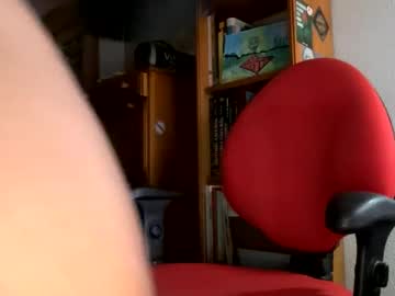 Pochetinno April 18, 2026 Chaturbate stream image