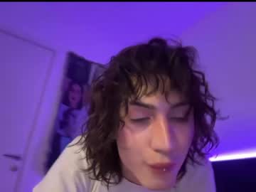 Wow_Lover April 19, 2026 Chaturbate stream image