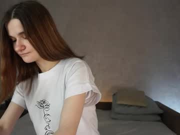 Raelenesondag April 19, 2026 Chaturbate stream image