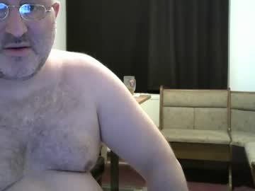 Fetterbruenftigereber April 19, 2026 Chaturbate stream image