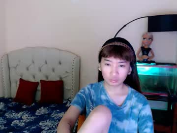 Shantalfoxxy April 19, 2026 Chaturbate stream image