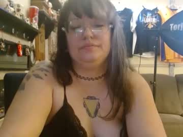 Zawmbiemoonz April 19, 2026 Chaturbate stream image