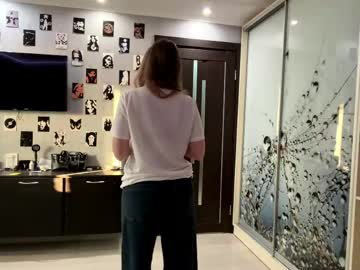 Willenasow April 19, 2026 Chaturbate stream image
