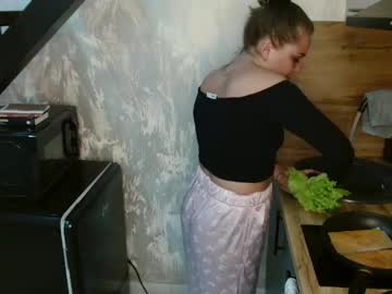 Candymini April 19, 2026 Chaturbate stream image