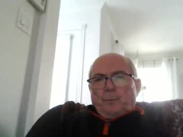 Bernard1102 April 19, 2026 Chaturbate stream image